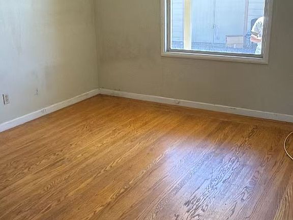 4th image of 1232 143rd Ave #A