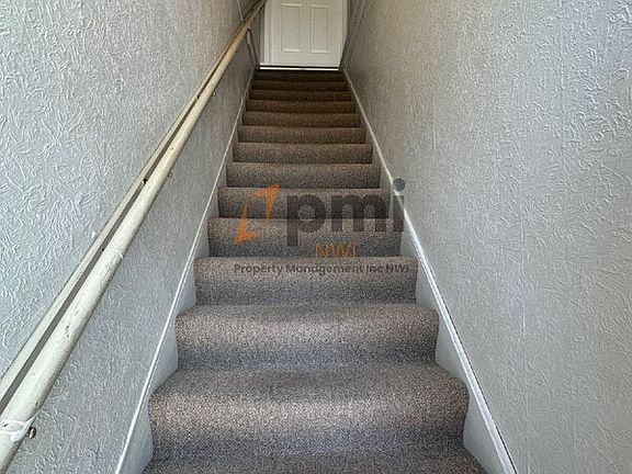 3rd image of 509 E Commercial Ave APT 1