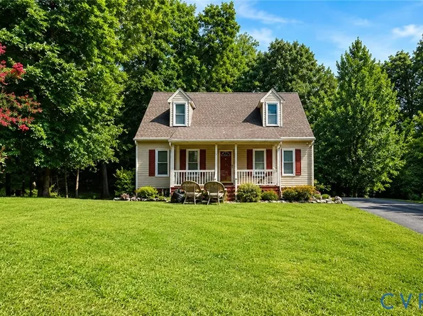 10208 Claybar Trl, North Chesterfield, VA 23236