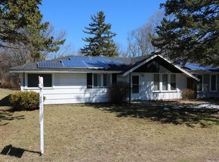 4 Brookfield Rd, Burlington, MA 01803