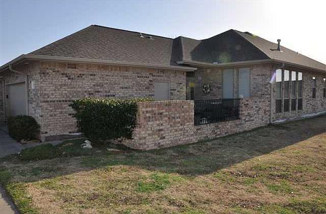 1st image of 12511 Greenlea Chase W