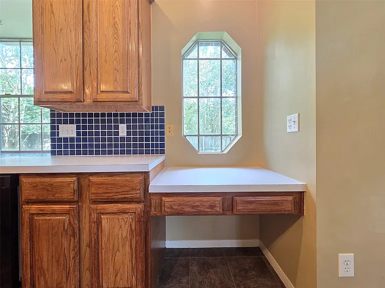 6903 Springcrest Ct — Photo 34