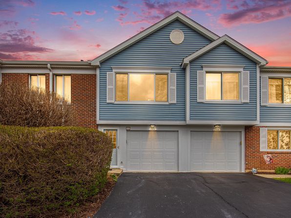 27W310 Melrose Ln, Winfield, IL 60190