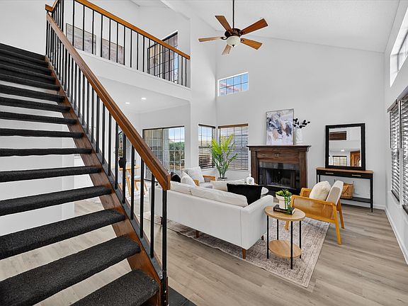 4th image of 631 Mission Cir