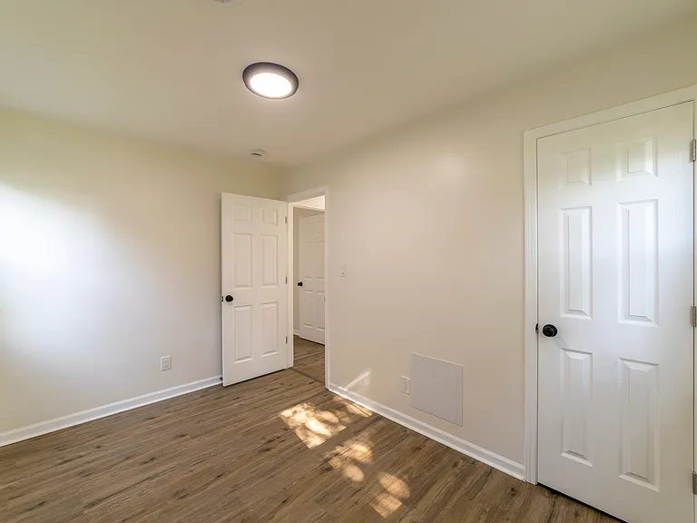 7552 Beech Ave — Photo 24