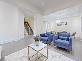 38 Elverton Cres, Brampton, ON L7A 4Z4