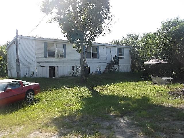 1st image of 11922 Williams St