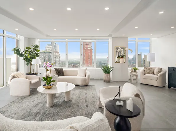 422 East 72nd Street image 8 of 57