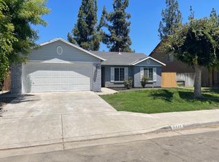 5448 W Ramona Ave, Fresno, CA 93722