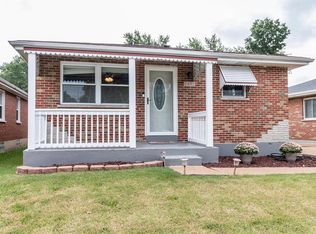 7452 Morgan Ford Rd, Saint Louis, MO 63116