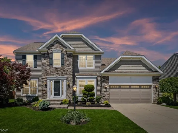 34592 Braemore Dr, North Ridgeville, OH 44039