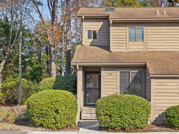 227 Saint Luke Court, Wilmington, NC 28409