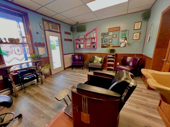 huntington-west-virginia-439312447 picture