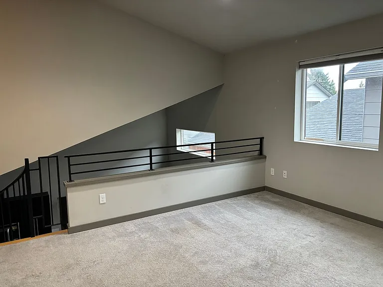 2415 S Norman St — Photo 8
