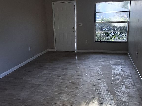4th image of 1684 Crystal Park Cir #1684