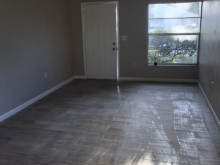 1684 Crystal Park Cir #1684 — Photo 4