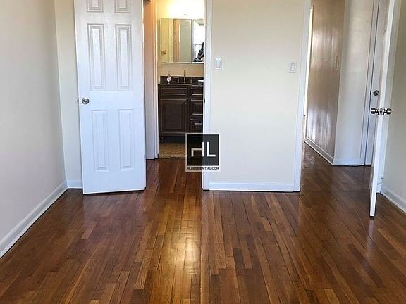 4th image of 4307 25th Ave APT 2