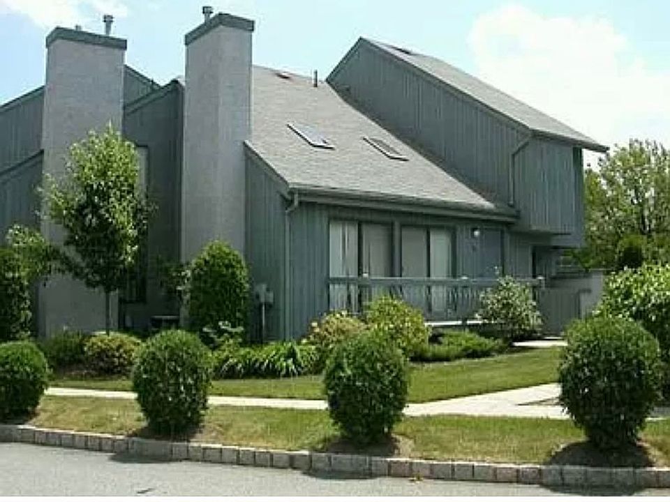 1st image of 162 Linda Ln
