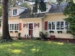 443 Edinboro Rd, Staten Island, NY 10306