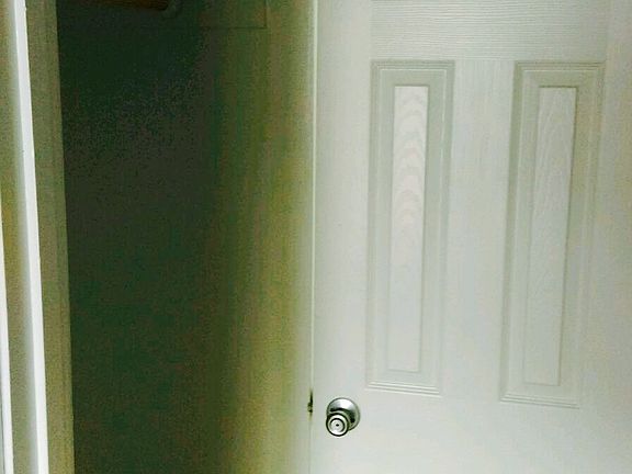 3rd image of 5041 Narragansett Ave APT 5