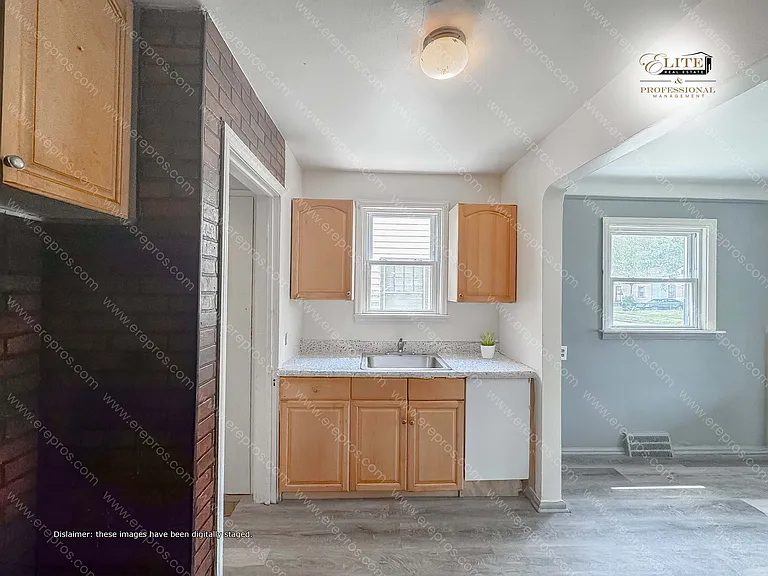 9134 Winthrop St — Photo 10