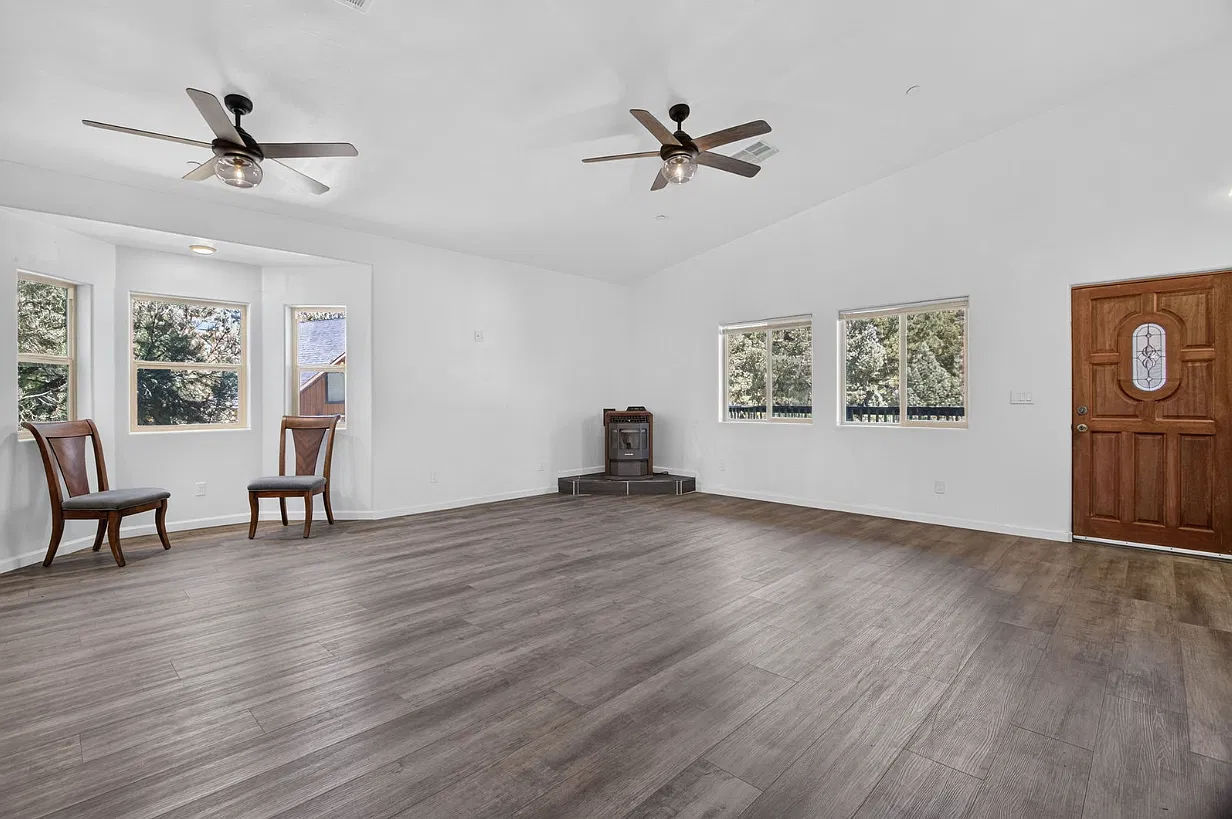 2401 Freeman Drive - 1 — Photo 3