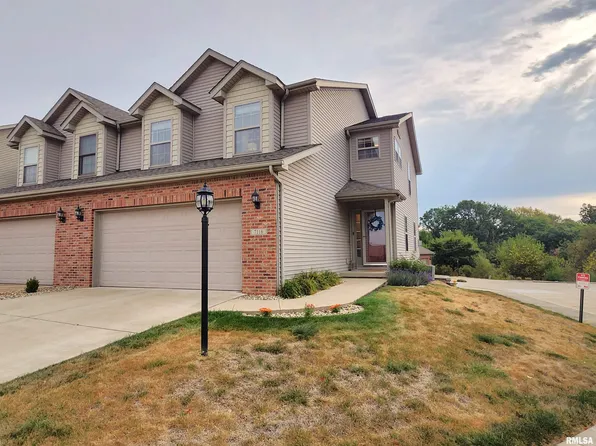 7118 N Thomas Davis Dr, Peoria, IL 61615