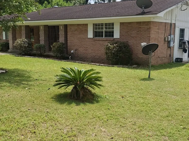 1533 Sawada Dr — Photo 16