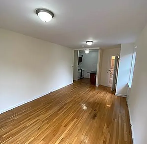 125 Christopher St #6A — Photo 7