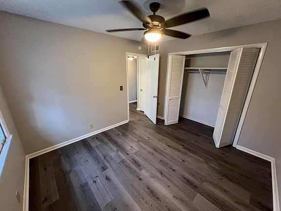 3rd image of 1120 N Maple St APT C