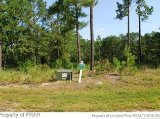 182 Broadlake Ln, Spring Lake, NC 28390