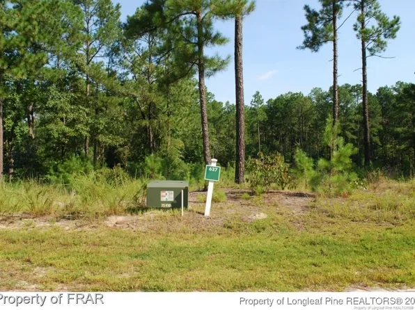 182 Broadlake Ln, Spring Lake, NC 28390