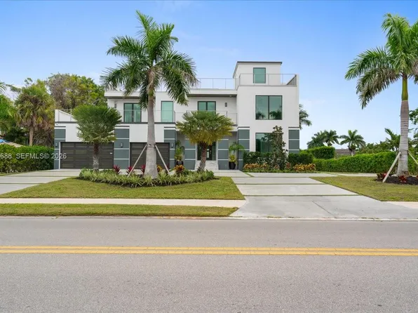 3800 Crayton Rd, Naples, FL 34103