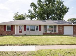 10147 Bellefontaine Rd, Saint Louis, MO 63137