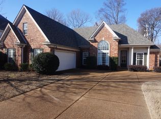 1659 W Newton Oak Cir, Memphis, TN 38119