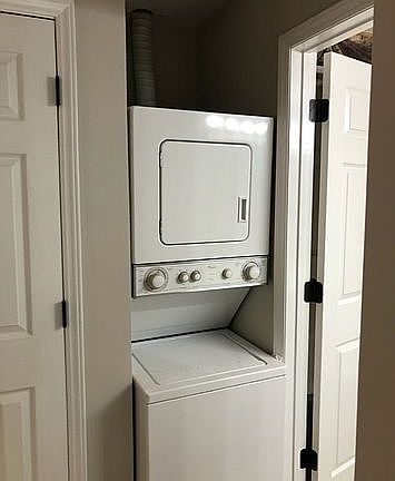 2nd image of 211 Heritage Blvd Suite 311