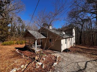 3246 Wallace Lake Rd, Douglasville, GA 30135