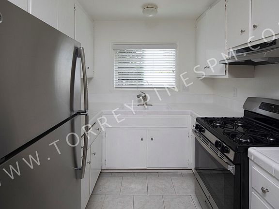 3rd image of 1671 Chalcedony St APT 2