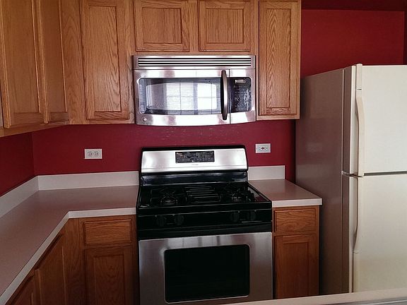 3169 Kitchen Stove View