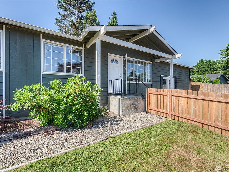 2nd image of 5712 63rd Ave NE