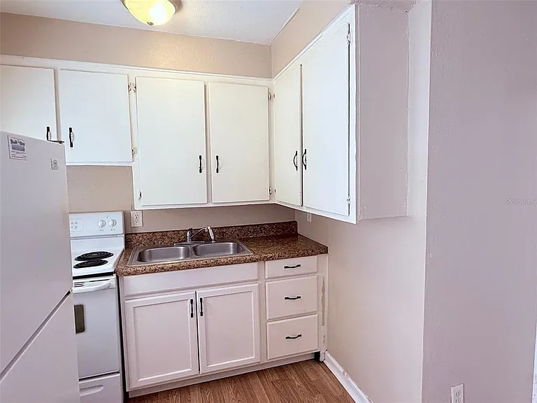 986 22nd Ave S #3 — Photo 7
