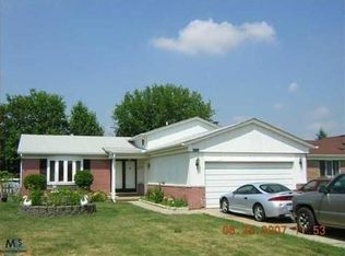 39023 Hyland Ct, Sterling Heights, MI 48310