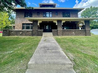 110 E Harrison St, Martinsville, IN