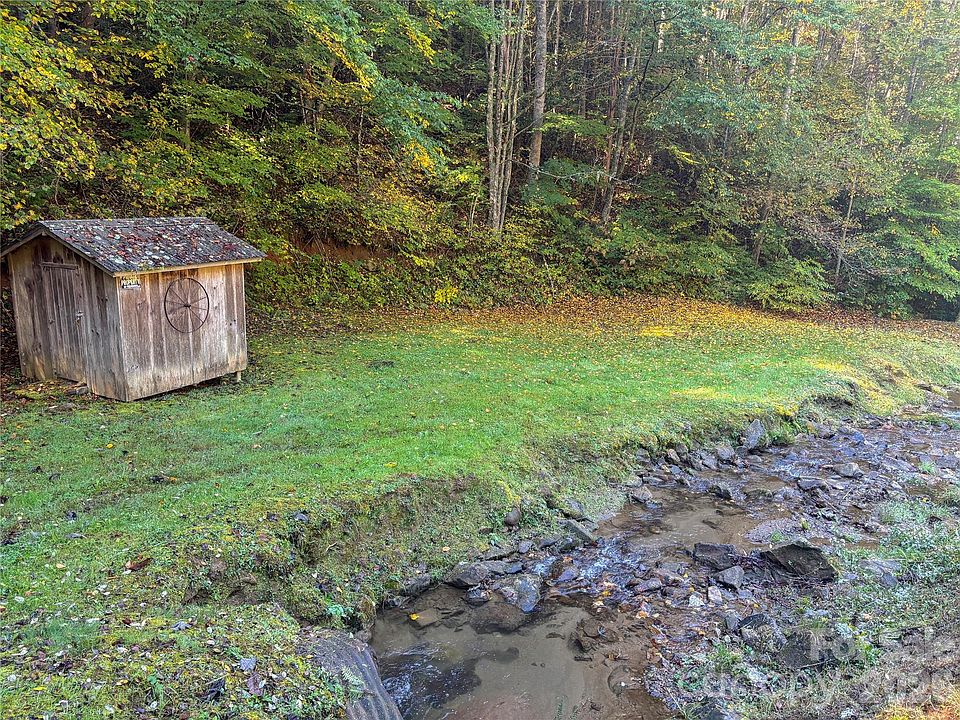 1st image of 8888 Pumpkintown Rd