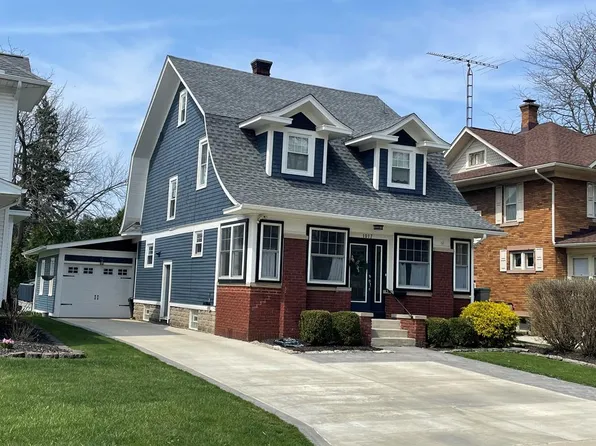 1017 Rogers St, Bucyrus, OH 44820