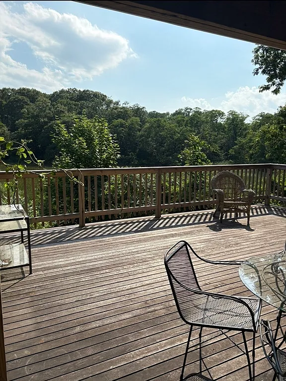 1 bed, 1.5 bath, 1104 sqft, $3,100 — Photo 3
