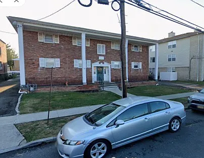 120 E Price St #6