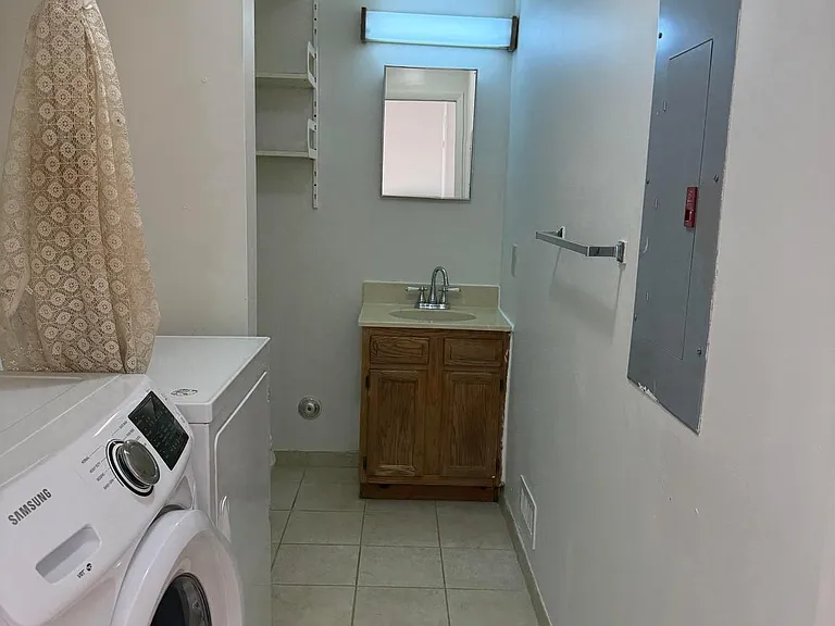 98 William Patterson Ct — Photo 7