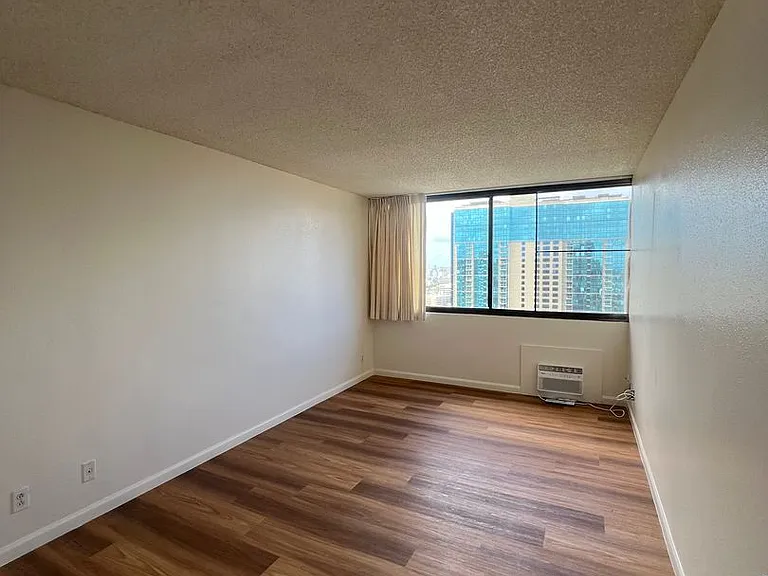 1255 Nuuanu Ave #3001 — Photo 6