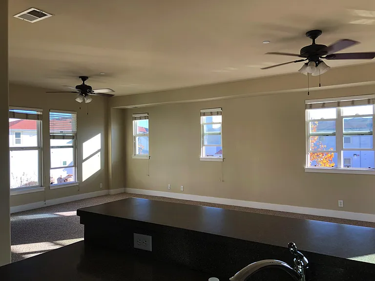 2216 Leinberger Ln — Photo 8